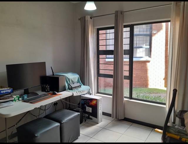 3 BEDROOM TOWNHOUSE FOR SALE IN GREENSTONE HILL